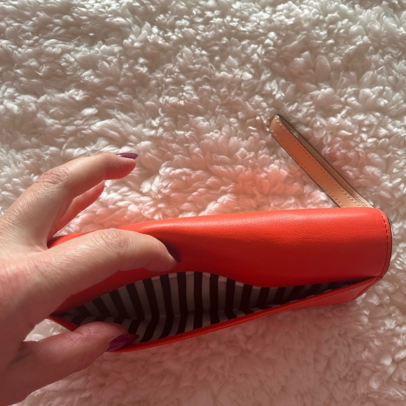 Kate Spade orange handbag and wristlet set - Picture 15 of 16